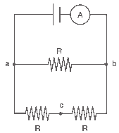 circuito de uma bateria com três resistores iguais e o amperímetro A