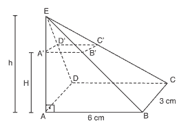 figura representa uma pirâmide com vértice num ponto E